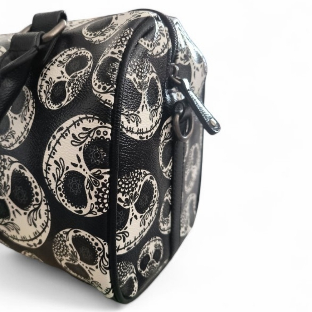 Loungefly Disney The Nightmare Before Christmas Jack Sugar Skull Barrel Bag Set - Picture 10 of 16